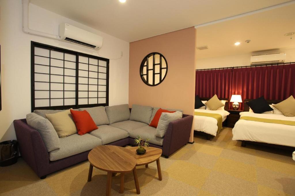 Rozy Hotel Namba Osaka Bagian luar foto
